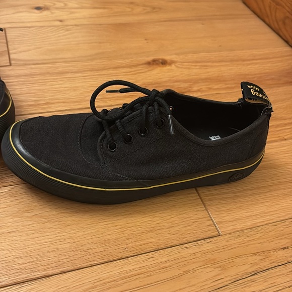 Dr. Martin Sneakers - Picture 12 of 12